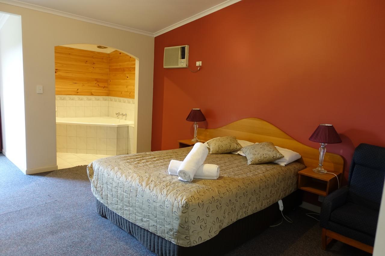 Coal Creek Motel Korumburra Exteriör bild